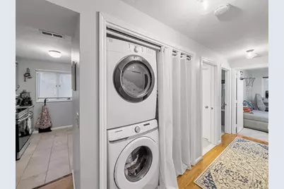 25 Rockland Street #7, Boston, MA 02131 - Photo 9
