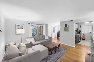 25 Rockland St, Boston, MA 02131 - Photo 1