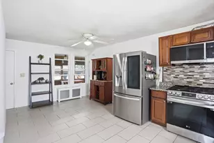 23 Houghton St, Lowell, MA 01851 - Photo 11