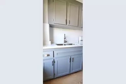 1124 Bedford St, Fall River, MA 02723 - Photo 21