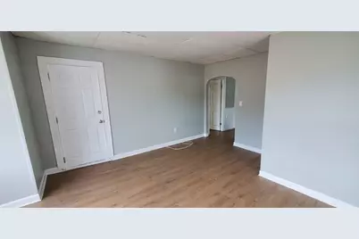1124 Bedford St, Fall River, MA 02723 - Photo 11