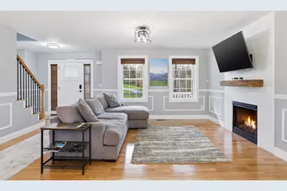 131 Damon Rd, Fitchburg, MA 01420 - Photo 11
