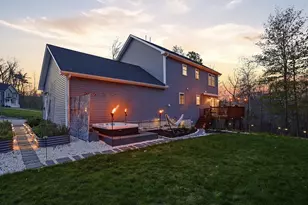 131 Damon Rd, Fitchburg, MA 01420 - Photo 35