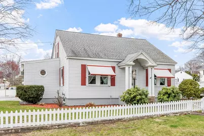 210 7th Avenue, Lowell, MA 01854 - Photo 39