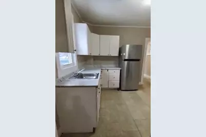 279 Chestnut St #2, Lynn, MA 01902 - Photo 1
