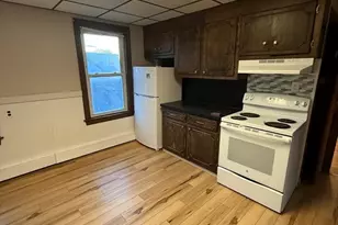 92 Stanton St, Worcester, MA 01605 - Photo 11