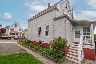 8 Alfred St, Medford, MA 02155 - Photo 21