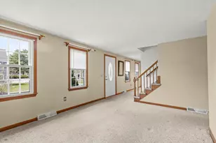 42 Sewell St, Brockton, MA 02301 - Photo 5