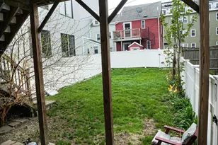 237 W 3rd, Boston, MA 02127 - Photo 11