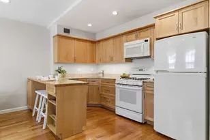 21 Bowdoin St, Boston, MA 02114 - Photo 7