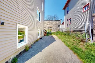 13-15 Torrey St, Boston, MA 02124 - Photo 13