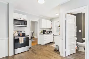 428 Prospect St, Norwood, MA 02062 - Photo 3