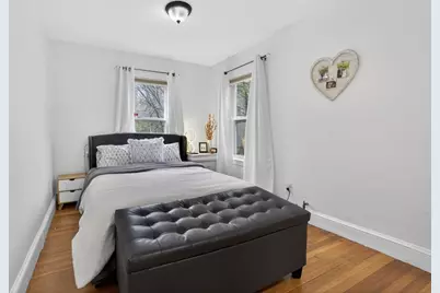 54 Oakwood Ave, Billerica, MA 01821 - Photo 21