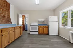 10 Oak Bluff St, Medford, MA 02155 - Photo 19