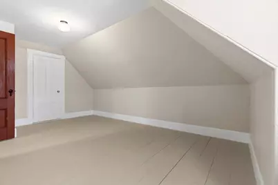 10 Oak Bluff St, Medford, MA 02155 - Photo 31