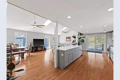 5 Bradford Ter, Saugus, MA 01906 - Photo 5