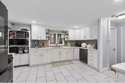 102 Thurber Avenue, Brockton, MA 02301 - Photo 7