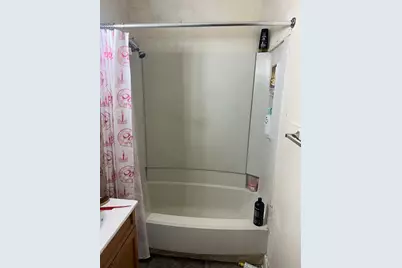174 Bowdoin St, Springfield, MA 01109 - Photo 13