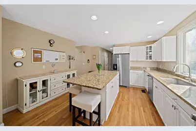 121 Hampstead Way, Marshfield, MA 02050 - Photo 5