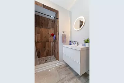 22 Frank St, Worcester, MA 01604 - Photo 29
