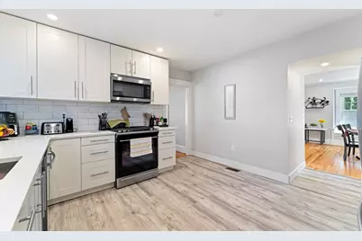 22 Frank St, Worcester, MA 01604 - Photo 11