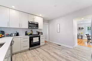 22 Frank St, Worcester, MA 01604 - Photo 11