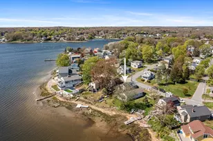 126 Ocean View Ave, Swansea, MA 02777 - Photo 33