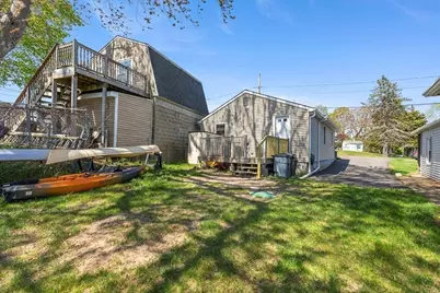 126 Ocean View Ave, Swansea, MA 02777 - Photo 25