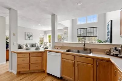 12 Ship Ave #1, Medford, MA 02155 - Photo 9