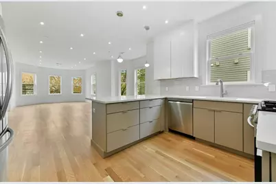 31 Magnolia Avenue #3, Cambridge, MA 02138 - Photo 3