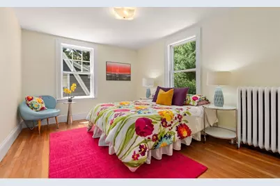 89 Beaumont Ave, Newton, MA 02460 - Photo 19
