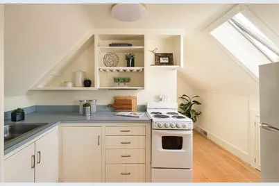 185 Hamilton St #3, Cambridge, MA 02139 - Photo 7