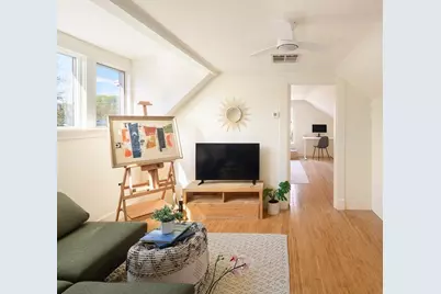 185 Hamilton St #3, Cambridge, MA 02139 - Photo 3