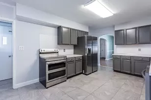 277 Valentine St, Fall River, MA 02720 - Photo 17