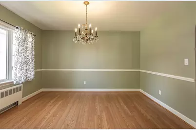 277 Valentine St, Fall River, MA 02720 - Photo 3