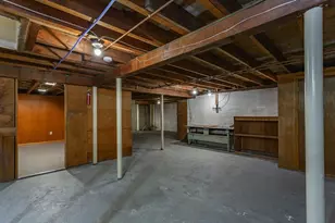 277 Valentine St, Fall River, MA 02720 - Photo 33