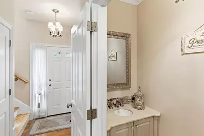 900 Lynnfield St #D16, Lynnfield, MA 01940 - Photo 9