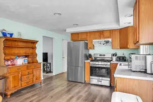 49 Steeple Chase Cir, Attleboro, MA 02703 - Photo 5