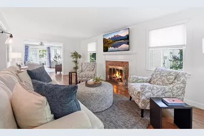 28 Saxon Rd, Worcester, MA 01602 - Photo 3