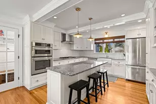 18 Rose Ave, Marblehead, MA 01945 - Photo 5