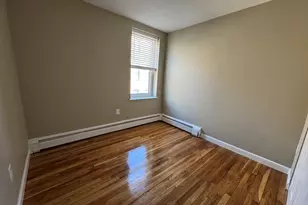 4 Albemarle Ct, Boston, MA 02115 - Photo 9