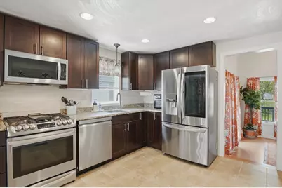 7 Park Villa Avenue, Worcester, MA 01606 - Photo 5