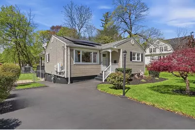 7 Park Villa Avenue, Worcester, MA 01606 - Photo 1