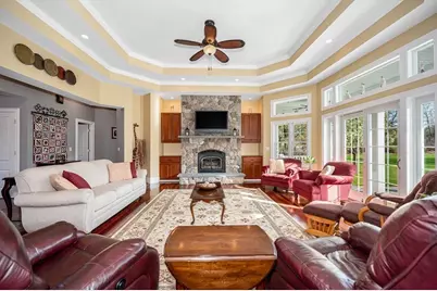 1030 North St, Tewksbury, MA 01876 - Photo 7