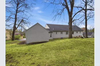 111 Brickyard Road #B2, Athol, MA 01331 - Photo 7