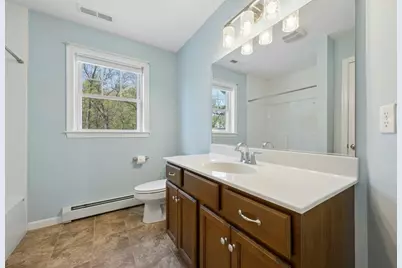 49 Brookmeadow Ln, Grafton, MA 01560 - Photo 27