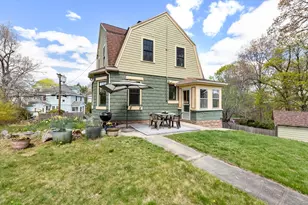 54 Oak St, Dedham, MA 02026 - Photo 27
