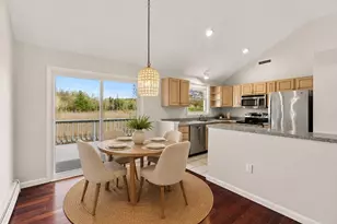 126 Sandy Pond Rd, Ayer, MA 01432 - Photo 5