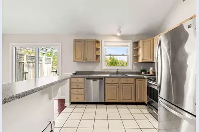 126 Sandy Pond Rd, Ayer, MA 01432 - Photo 9