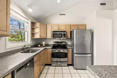 126 Sandy Pond Rd, Ayer, MA 01432 - Photo 7
